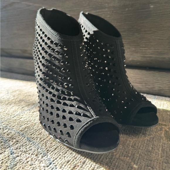 Michael Kors' Rhinestone Dani Booties, Size 8 - Picture 8 of 11